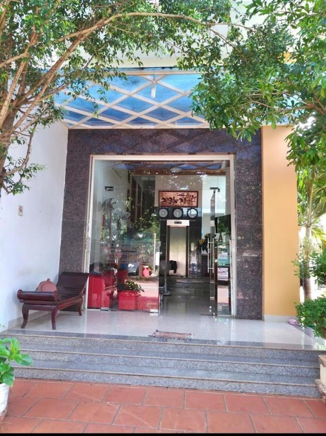 Phuong Huy Hotel Buon Ma Thuot Exterior foto
